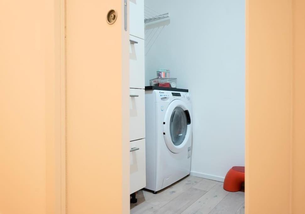 Ferienwohnung Navigli-Bocconi Spazio Luce Design Mailand Exterior foto